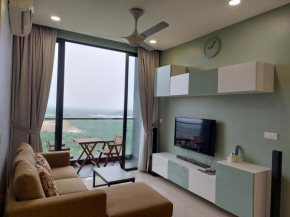 Walk to Legoland * D'Pristine * 2BR Lake View #6